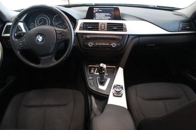 BMW Serie 3 Touring 320d xDrive  Business aut. (7)