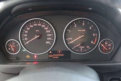 BMW Serie 3 Touring 320d xDrive  Business aut. (9)