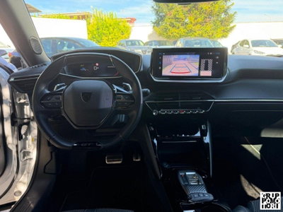 Peugeot 2008 1.2 hybrid GT Exclusive 145cv e-dcs6 (14)