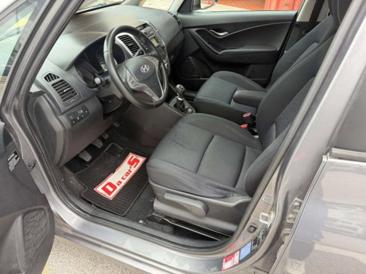 Hyundai ix20 1.4 CRDI 90 CV Comfort (2)