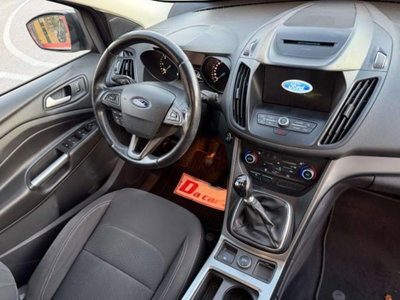 Ford Kuga 1.5 TDCI 120 CV S&S 2WD Plus (13)