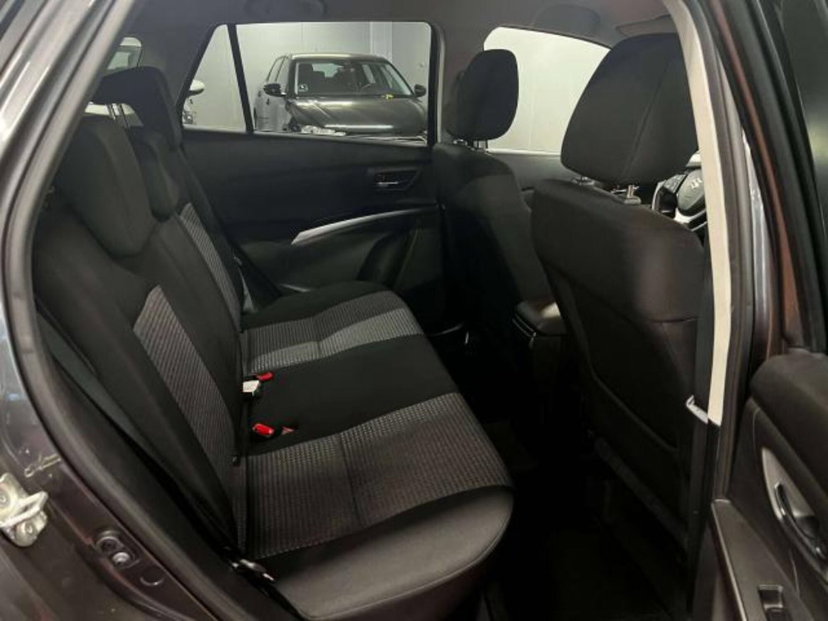 Suzuki S-Cross 1.4h Starview 4wd allgrip 110cv at (9)