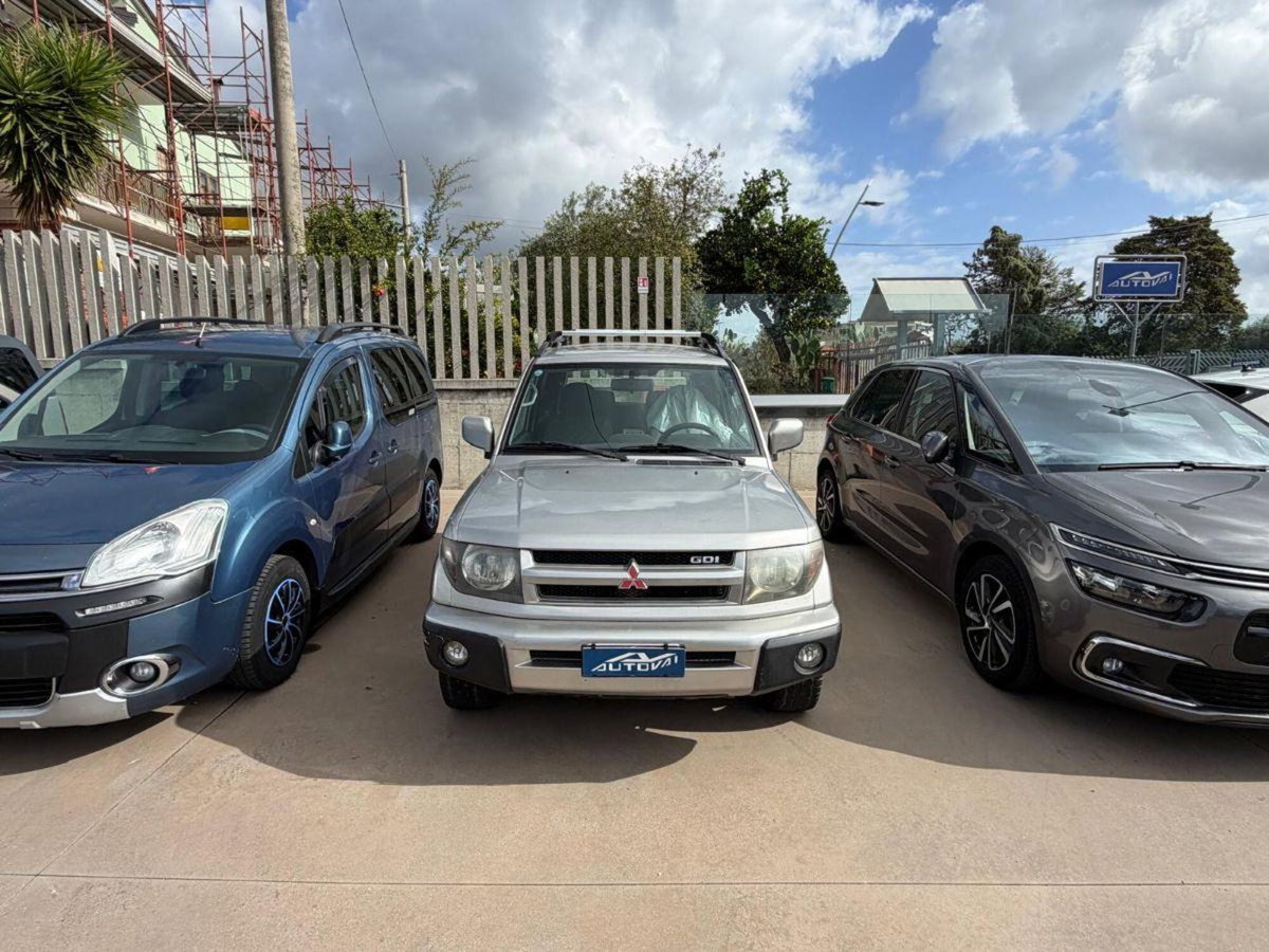 Mitsubishi Pajero 1.8 16V GDI 3 porte (3)