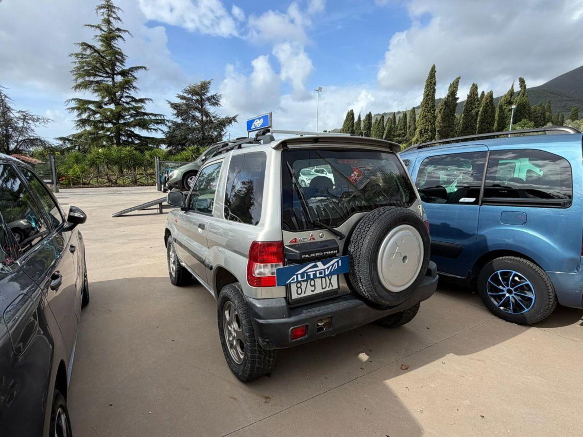 Mitsubishi Pajero 1.8 16V GDI 3 porte (4)