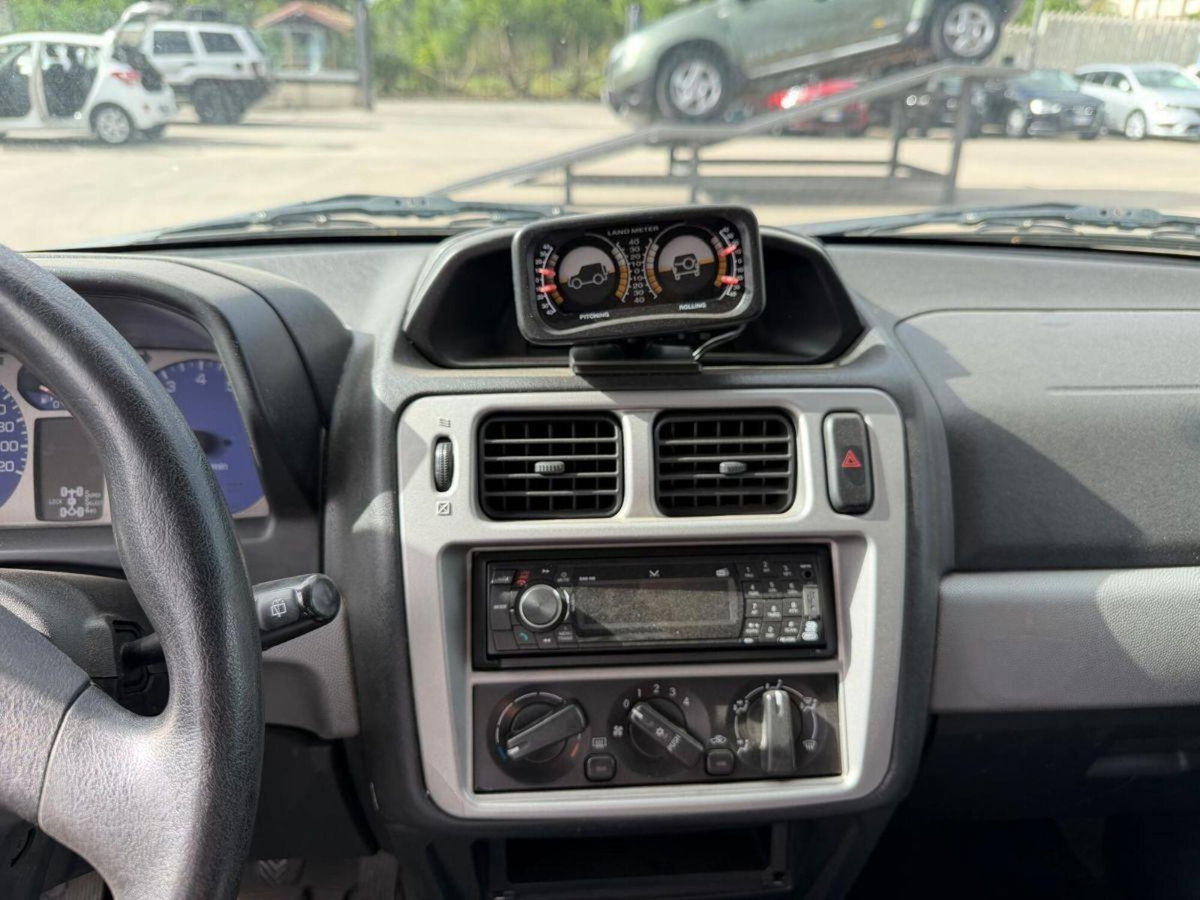 Mitsubishi Pajero 1.8 16V GDI 3 porte (9)