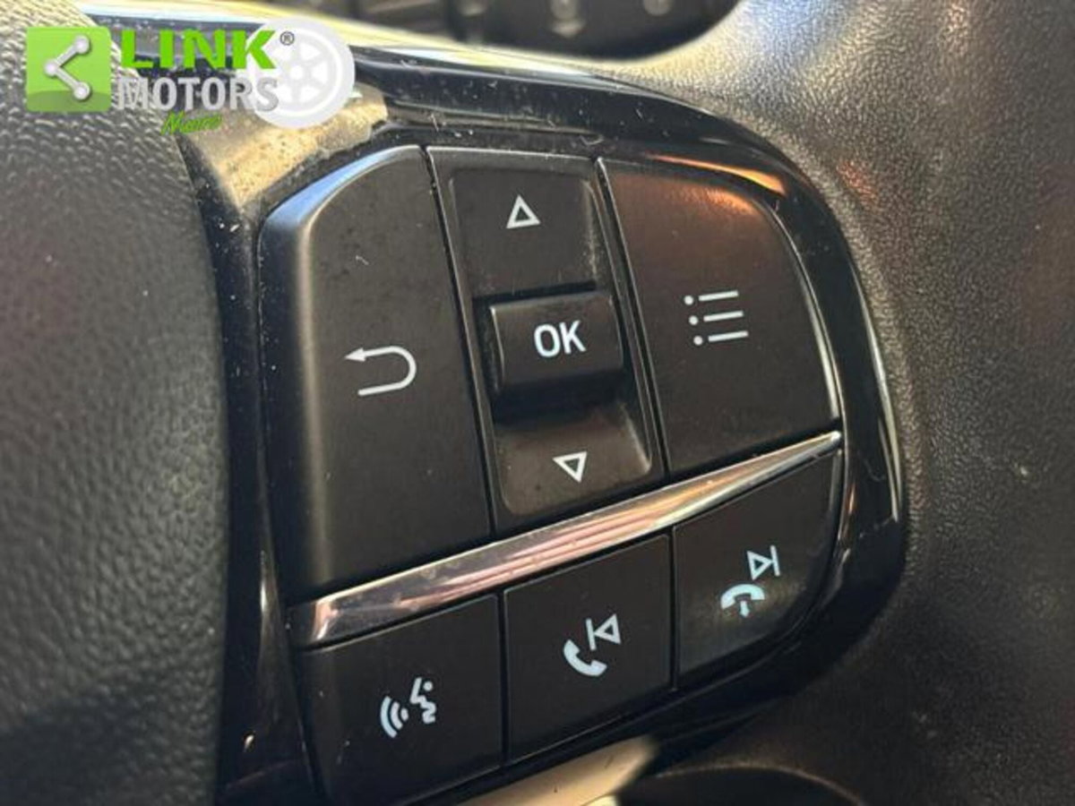 Ford Fiesta 1.5 TDCi 5 porte Vignale (16)