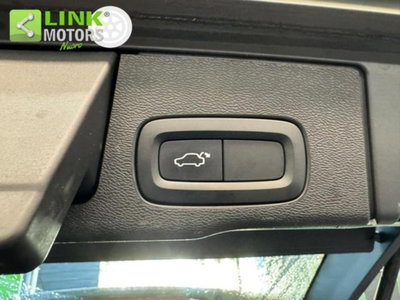 Volvo XC60 D4 AWD Geartronic Momentum (15)
