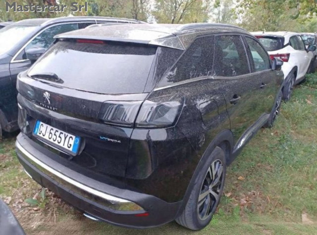 Peugeot 3008 Hybrid4 300 e-EAT8 GT Pack (4)