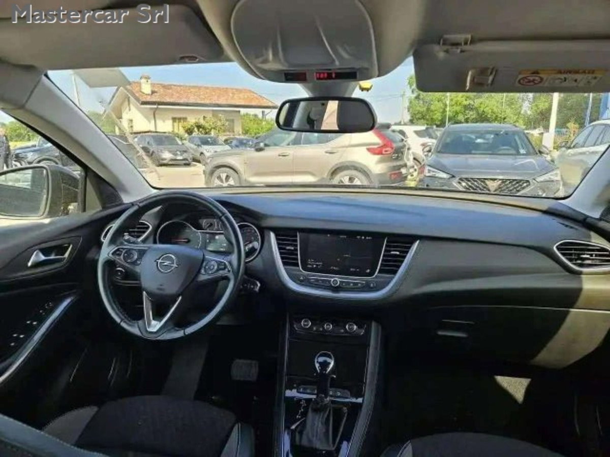 Opel Grandland X 1.5 diesel Ecotec Start&Stop Elegance (10)