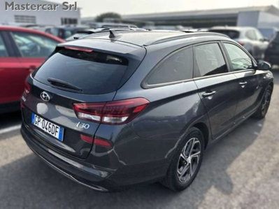Hyundai i30 Station Wagon 1.0 t-gdi 48V Prime 120cv dct (10)