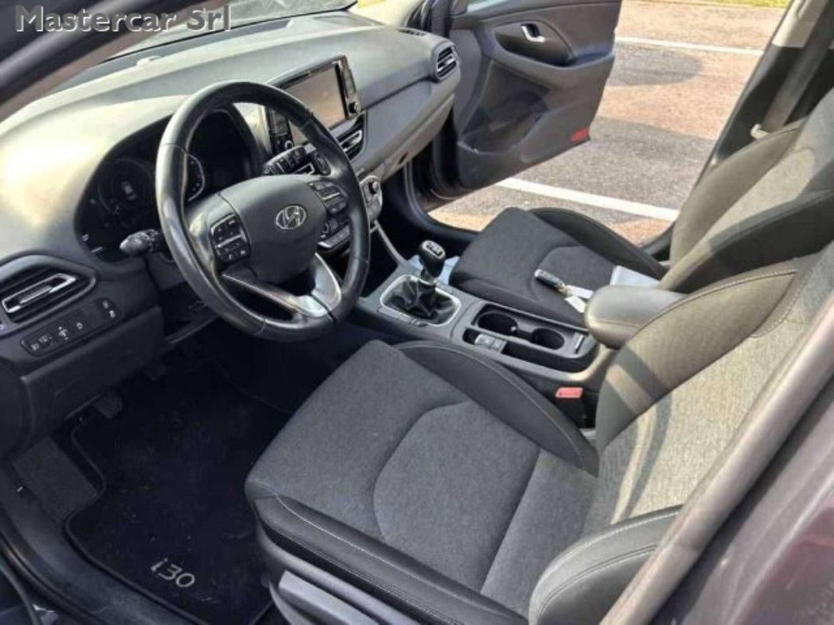 Hyundai i30 Station Wagon 1.0 t-gdi 48V Prime 120cv dct (5)