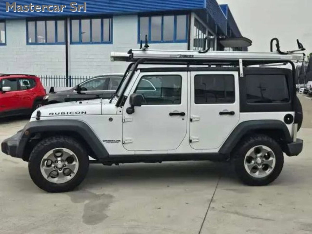 Jeep Wrangler Unlimited 2.8 CRD DPF Rubicon Auto (3)