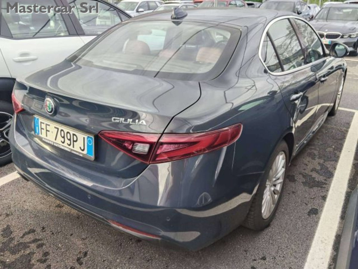 Alfa Romeo Giulia 2.2 Turbodiesel 150 CV AT8 Super (11)