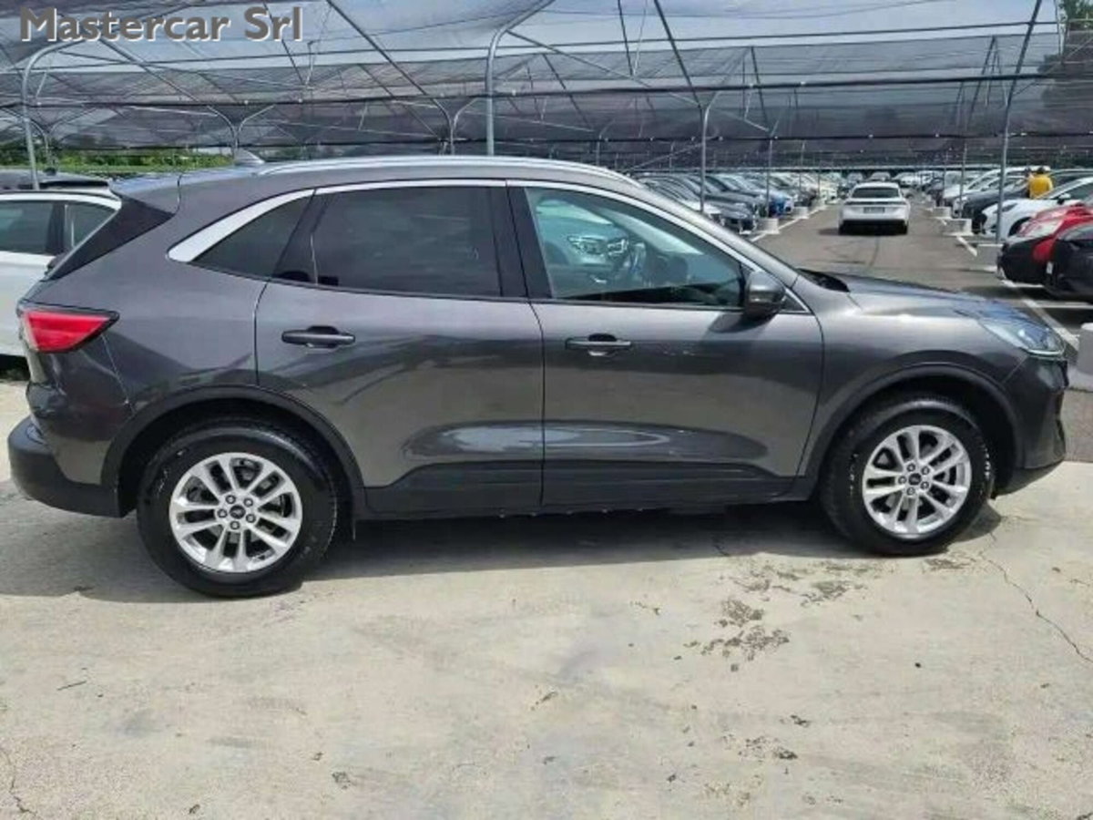 Ford Kuga 2.5 Plug In Hybrid 225 CV CVT 2WD Titanium (7)
