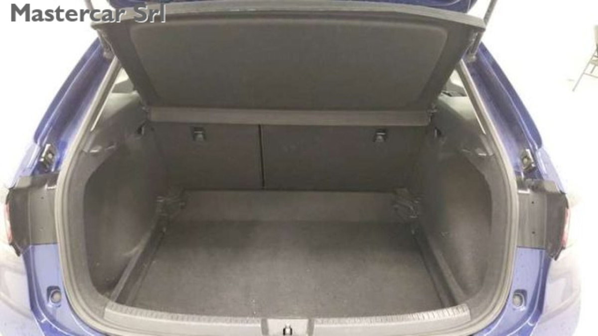 Volkswagen Taigo 1.0 tsi Life 95cv (11)