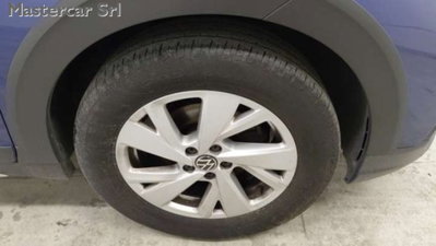 Volkswagen Taigo 1.0 tsi Life 95cv (13)