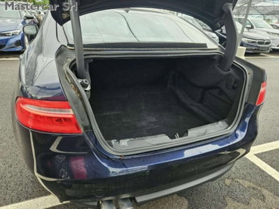 Jaguar XE 2.0 D Turbo 180CV Pure (10)