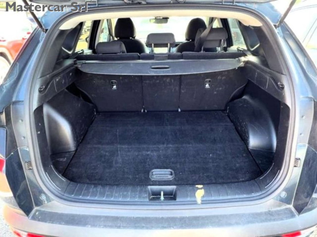 Hyundai Tucson 1.6 crdi Xline 2wd (7)