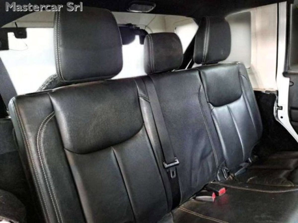 Jeep Wrangler Unlimited 2.8 CRD DPF Sahara Auto (8)