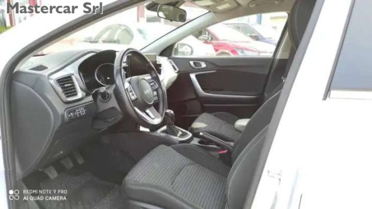 Kia Ceed Sport Wagon 1.6 CRDi 136 CV MHEV SW Business (11)