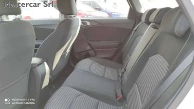 Kia Ceed Sport Wagon 1.6 CRDi 136 CV MHEV SW Business (12)