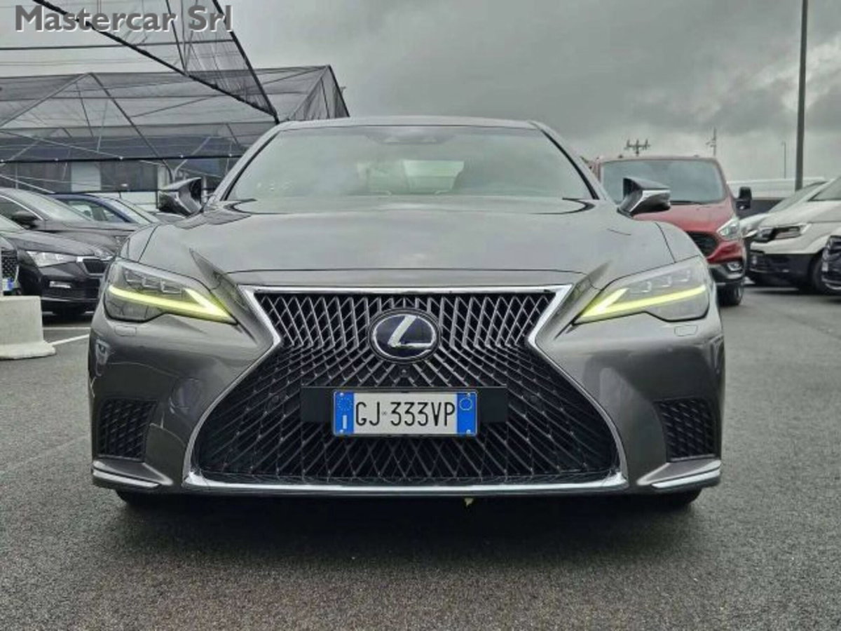 Lexus LS 500h 3.5 Luxury auto (2)