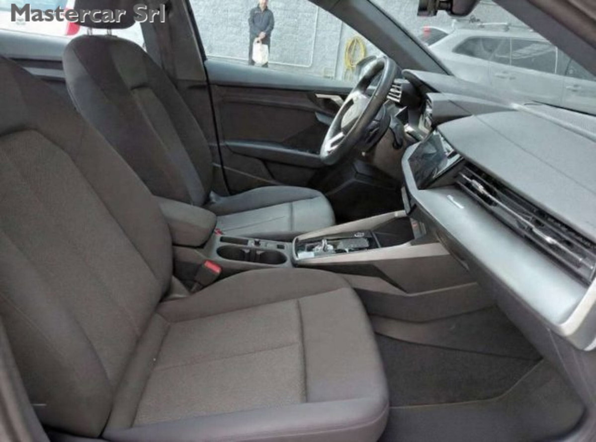 Audi A3 Sedan 35 TDI Business (6)