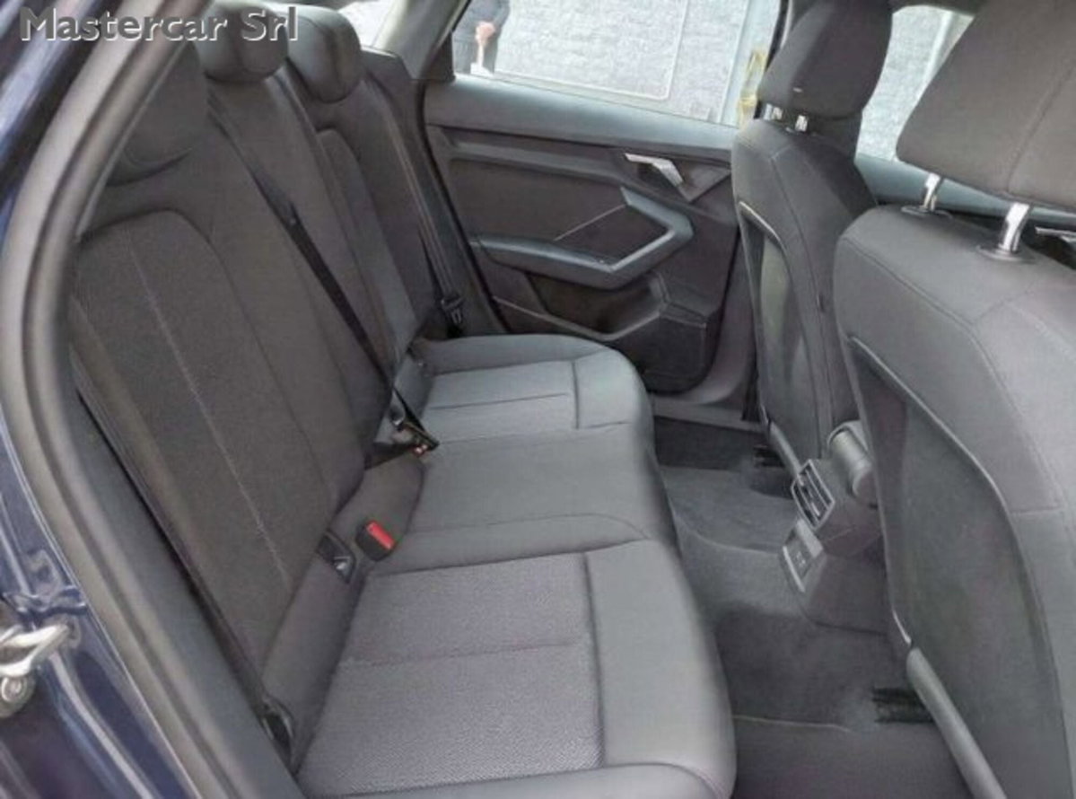 Audi A3 Sedan 35 TDI Business (7)