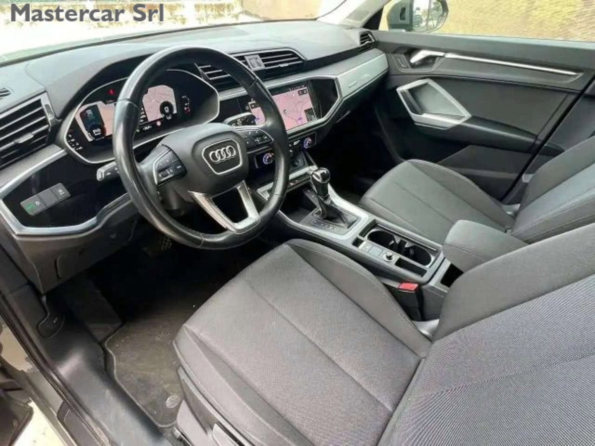 Audi Q3 35 2.0 tdi Business Advanced s-tronic (13)