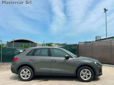 Audi Q3 35 2.0 tdi Business Advanced s-tronic (5)