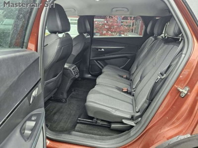 Peugeot 5008 BlueHDi 130 S&S Allure (11)