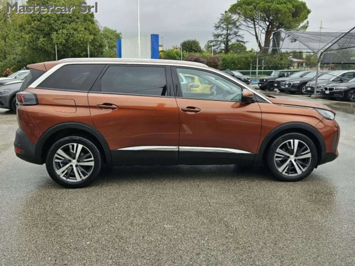 Peugeot 5008 BlueHDi 130 S&S Allure (7)