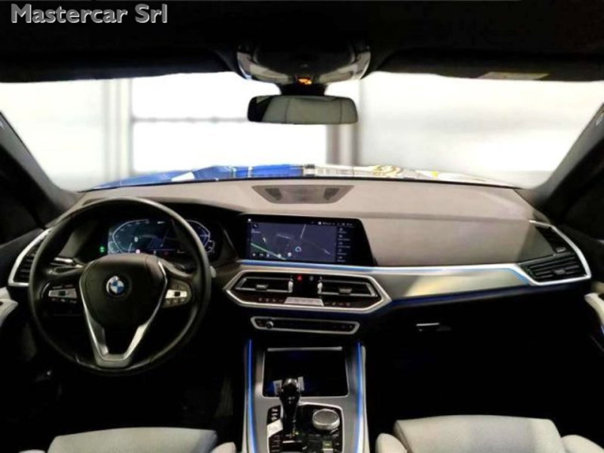 BMW X5 xDrive45e Business (7)