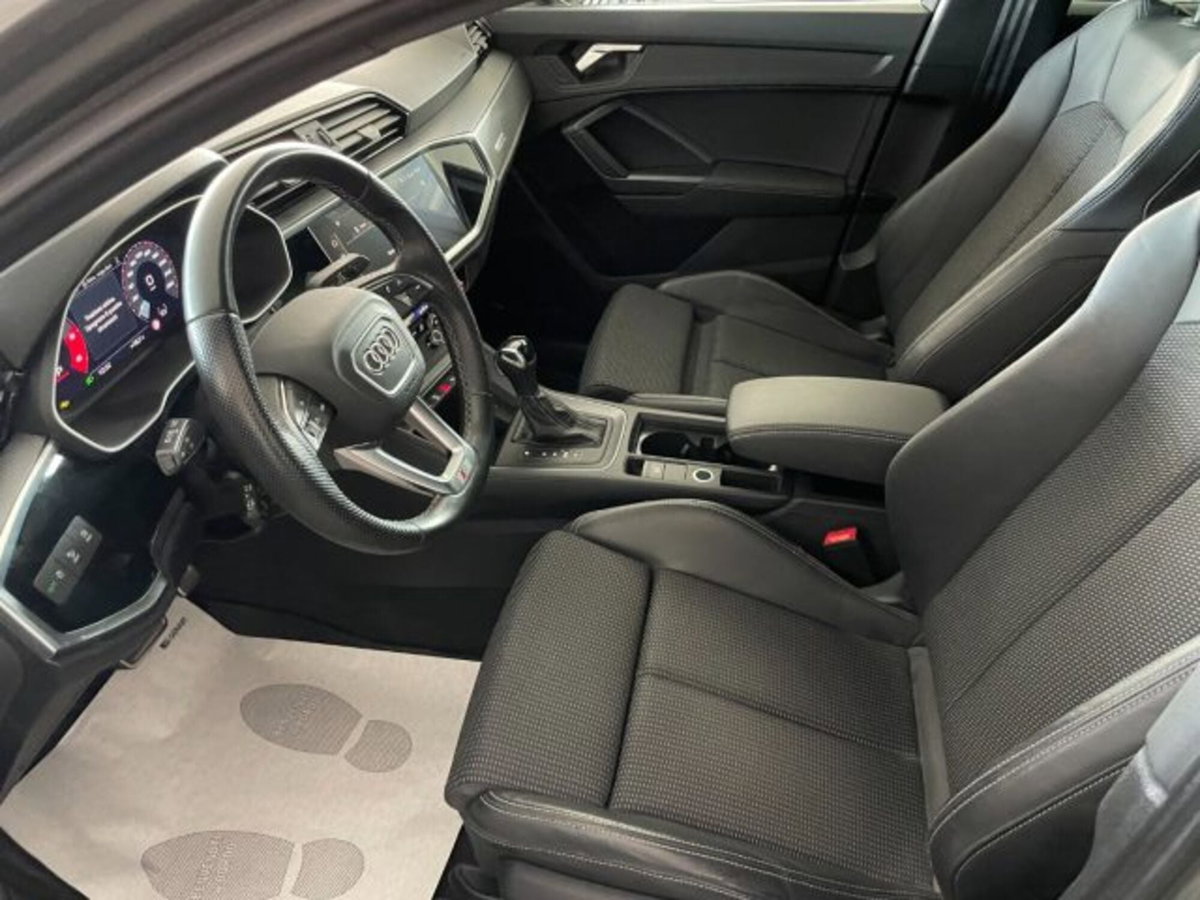 Audi Q3 Sportback 2.0 tdi Business 150cv s-tronic (10)