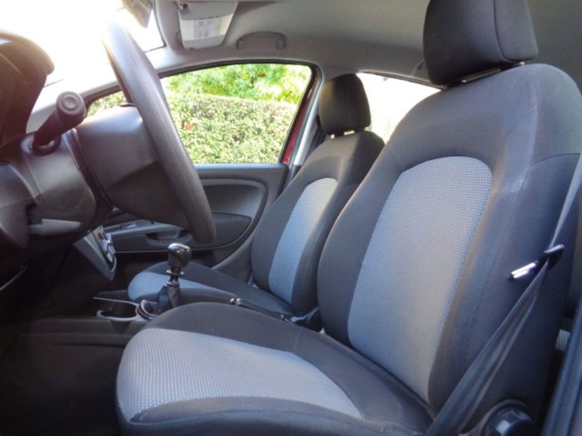 Fiat Grande Punto 1.4 5 porte S&S Actual (9)