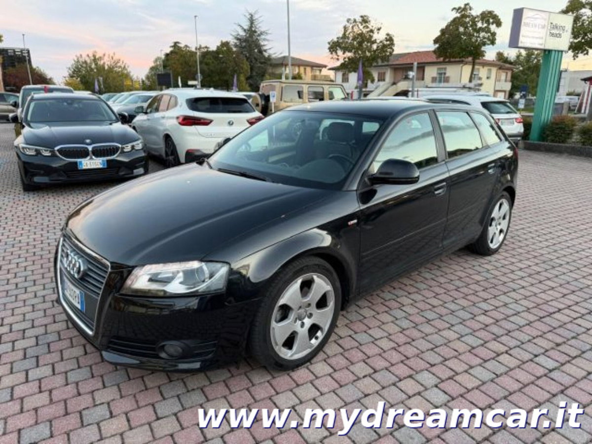 Audi A3 1.6 TDI 105 CV CR S tronic Ambition (2)