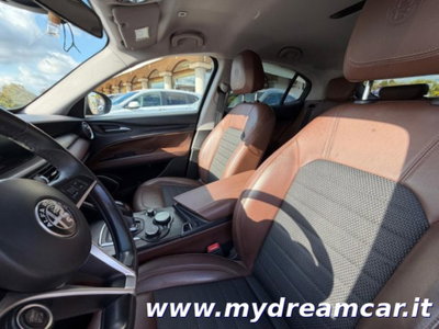 Alfa Romeo Stelvio Stelvio 2.2 Turbodiesel 180 CV AT8 RWD Super (9)