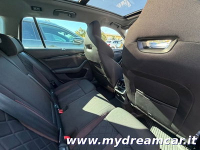 Skoda Octavia Station Wagon 2.0 TDI EVO SCR 200 CV DSG 4x4 Wagon RS (20)