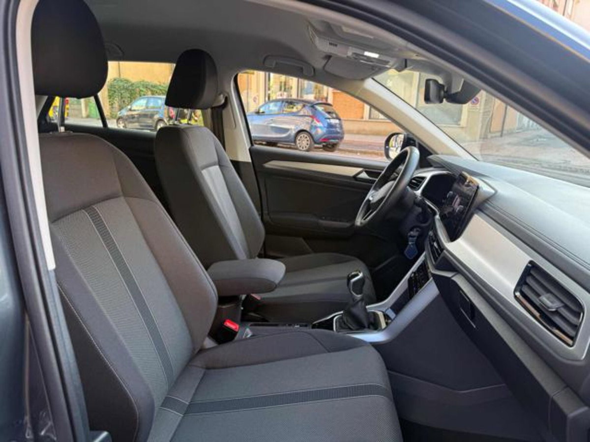 Volkswagen T-Roc 2.0 tdi Life 115cv (10)