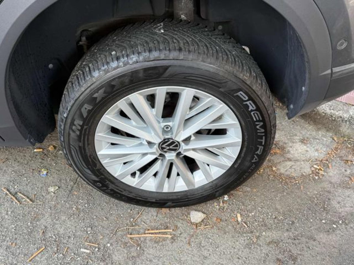 Volkswagen T-Roc 2.0 tdi Life 115cv (12)