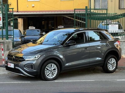 Volkswagen T-Roc 2.0 tdi Life 115cv (2)