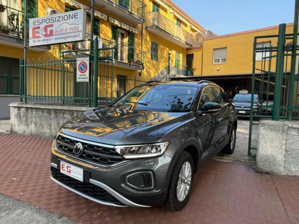 Volkswagen T-Roc 2.0 tdi Life 115cv (3)