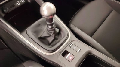 Jeep Avenger 1.2 turbo Summit fwd 100cv (14)