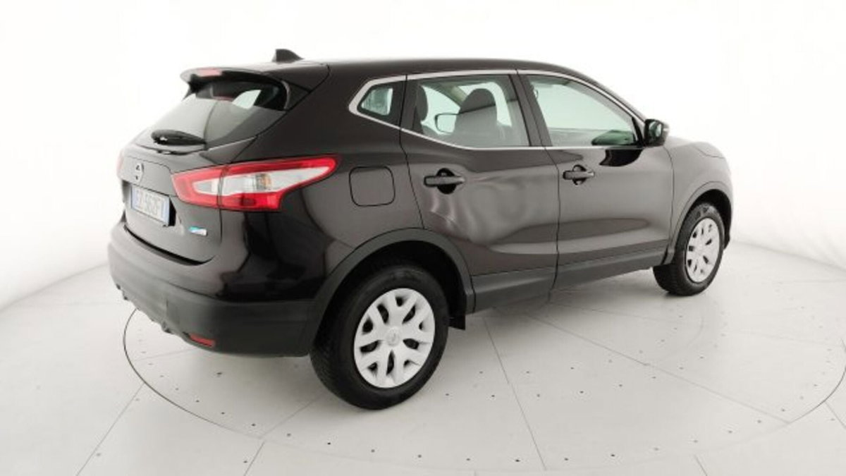 Nissan Qashqai 1.5 dCi Acenta (18)