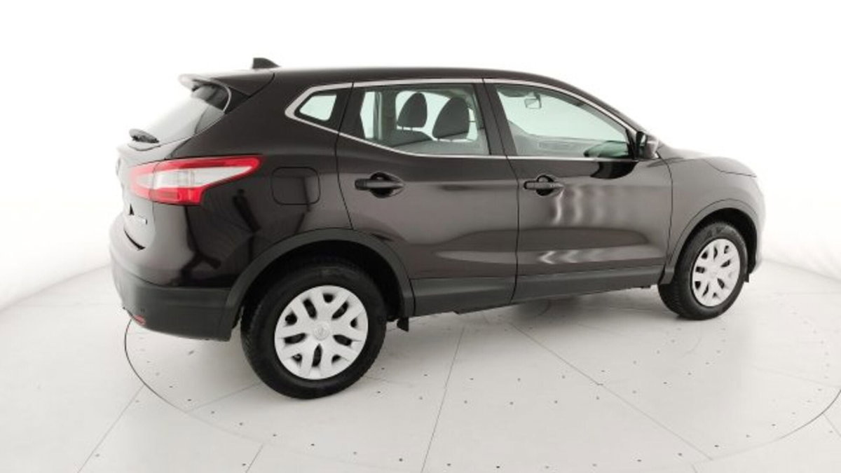 Nissan Qashqai 1.5 dCi Acenta (19)