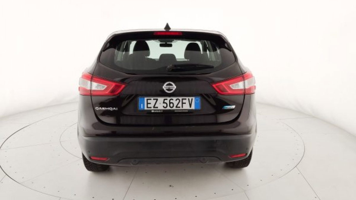 Nissan Qashqai 1.5 dCi Acenta (6)