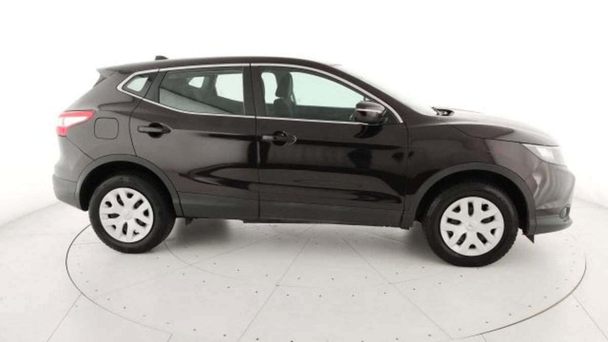 Nissan Qashqai 1.5 dCi Acenta (8)