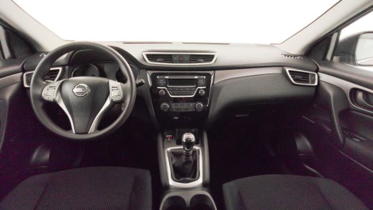 Nissan Qashqai 1.5 dCi Acenta (9)