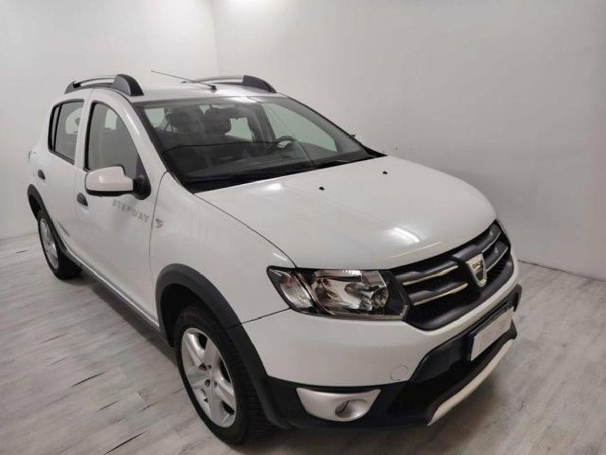 Dacia Sandero Stepway 0.9 TCe 90 CV Comfort (2)