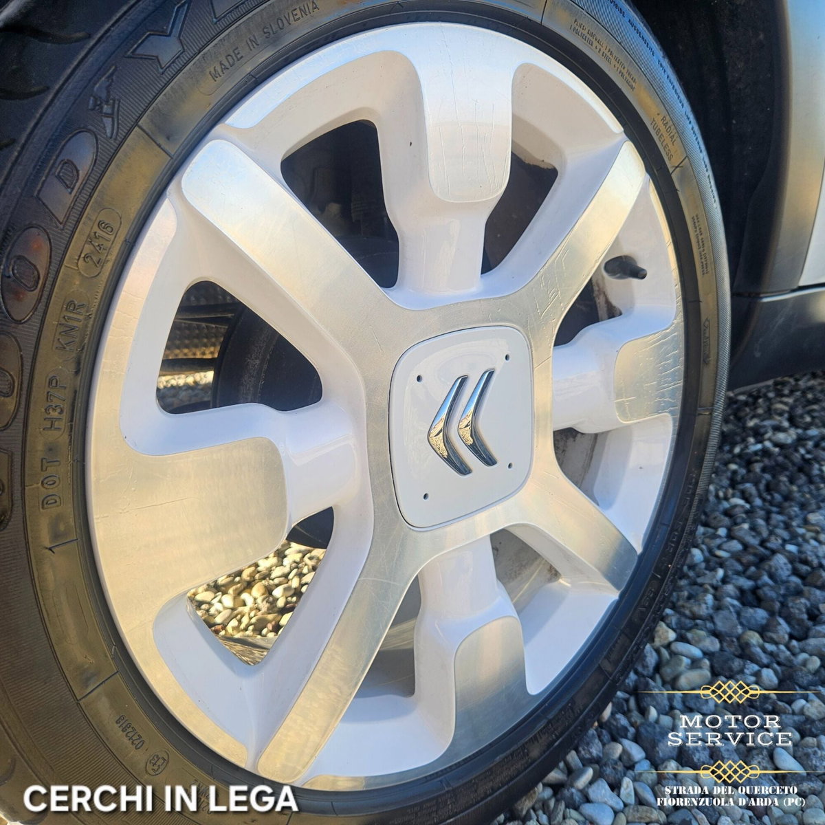 Citroen C4 Cactus PureTech 110 S&S Shine (12)